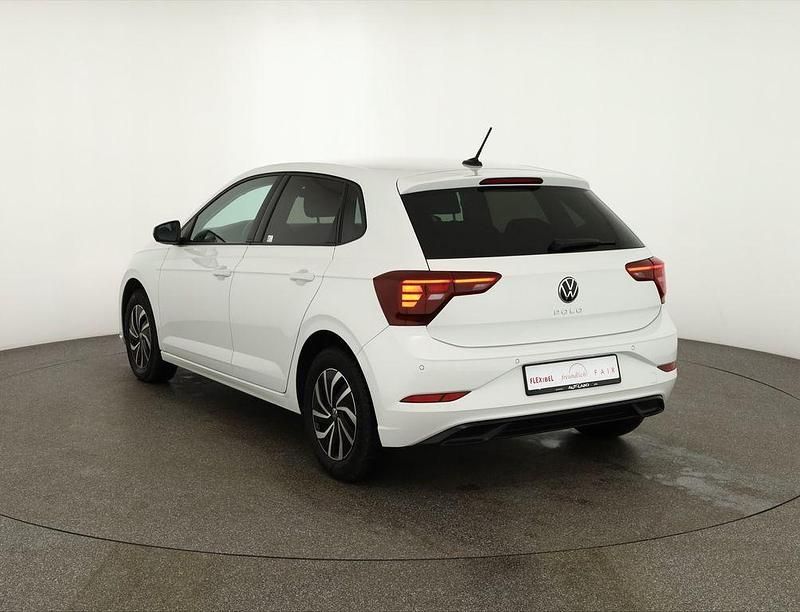 Gebraucht VW Polo 95 PS (69 kW) 2023 Weiß Kleinwagen