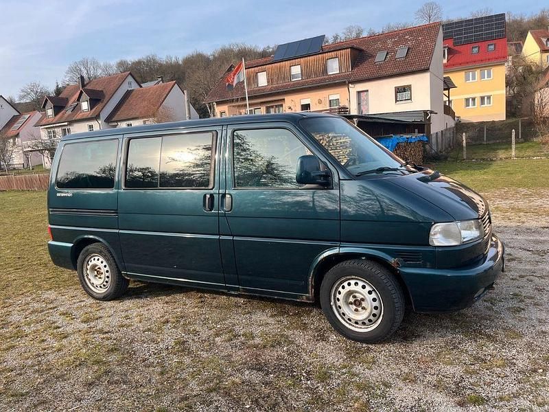Używany VW T4 102 KM (75 kW) 2002 Zielony Van