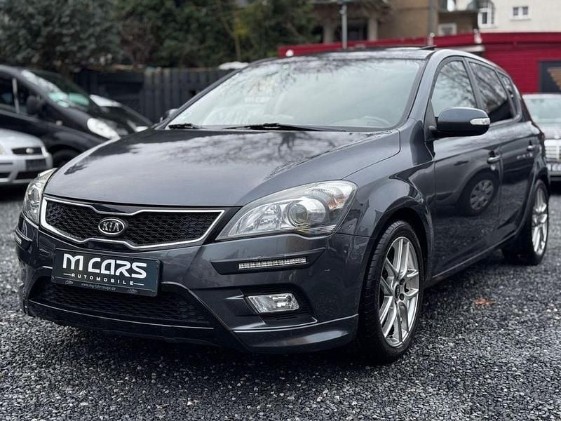 Gebraucht Kia Ceed GT 128 PS (94 kW) 2011 Grau Limousine