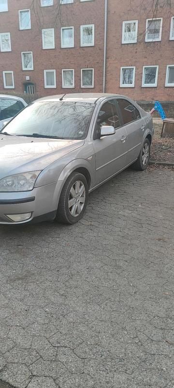 Gebraucht Ford Mondeo 125 PS (91 kW) 2005 Silber Limousine