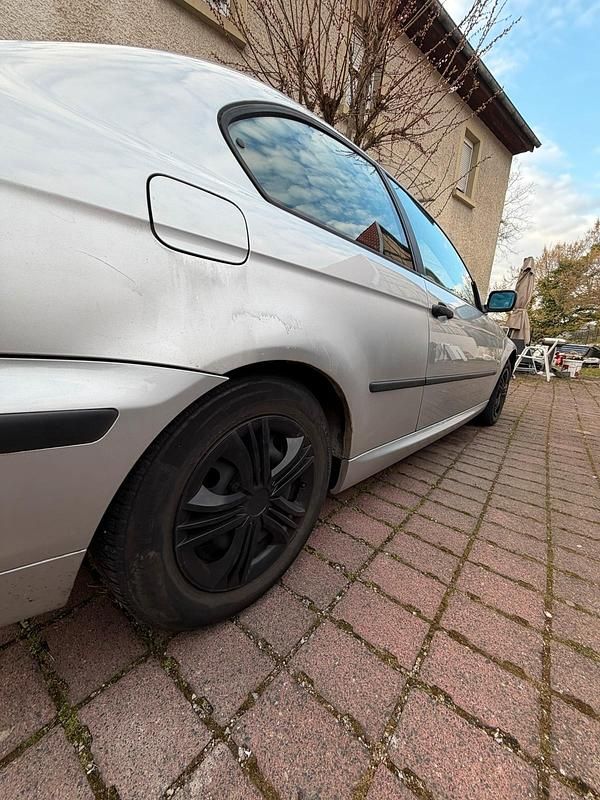 Gebraucht BMW 316 2001 Grau Coupé