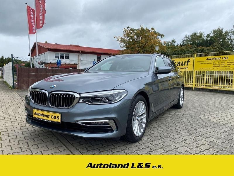 Blau Gebraucht 2020 BMW 540 Luxury Line Kombi | 30.990 € (Fairer Preis) - Bild 1/4