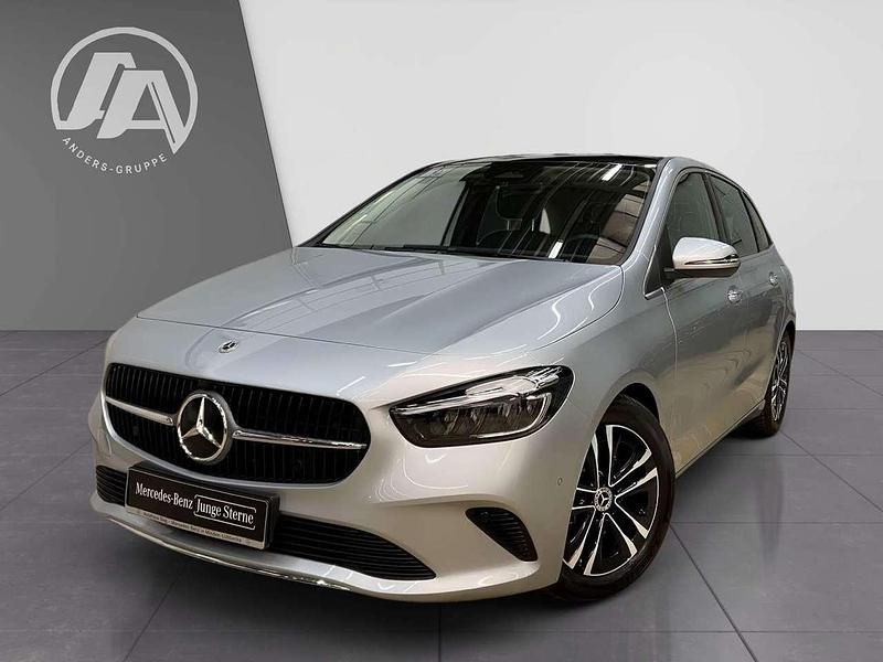 Gebraucht Mercedes B200 Progressive 163 PS (119 kW) 2025 Silberlack hightechsilber Van / Kleinbus
