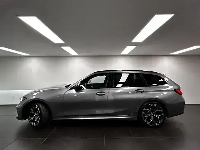 Gebraucht BMW M340 M Sport 374 PS (275 kW) 2025 Skyscraper grau Limousine