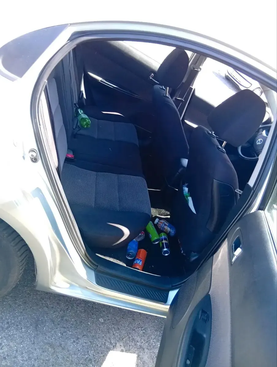 Używany Mazda 6 120 KM (88 kW) 2004 Srebrny Sedan/Limuzyna