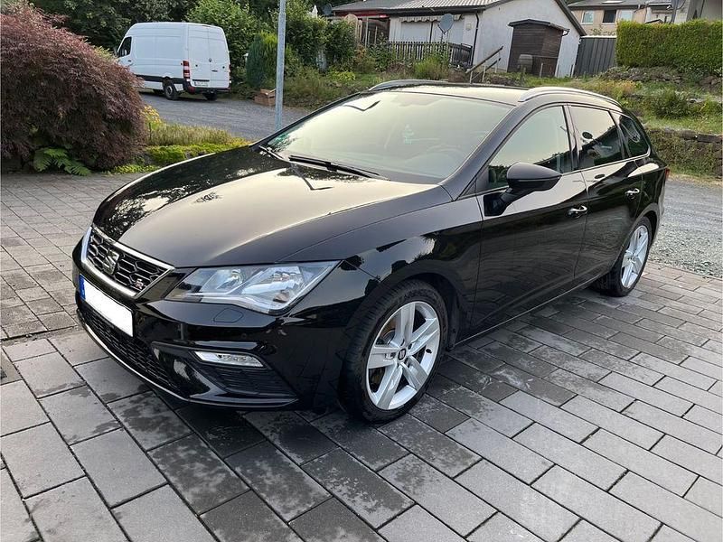 Schwarz Gebraucht 2018 Seat Leon ST FR Kombi | 15.700 € (Fairer Preis) - Bild 1/4