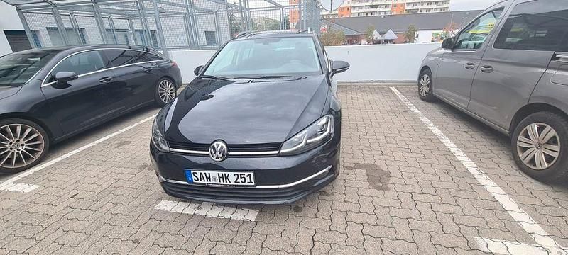 Gebraucht VW Golf VII Highline 150 PS (110 kW) 2018 Schwarz Kombi