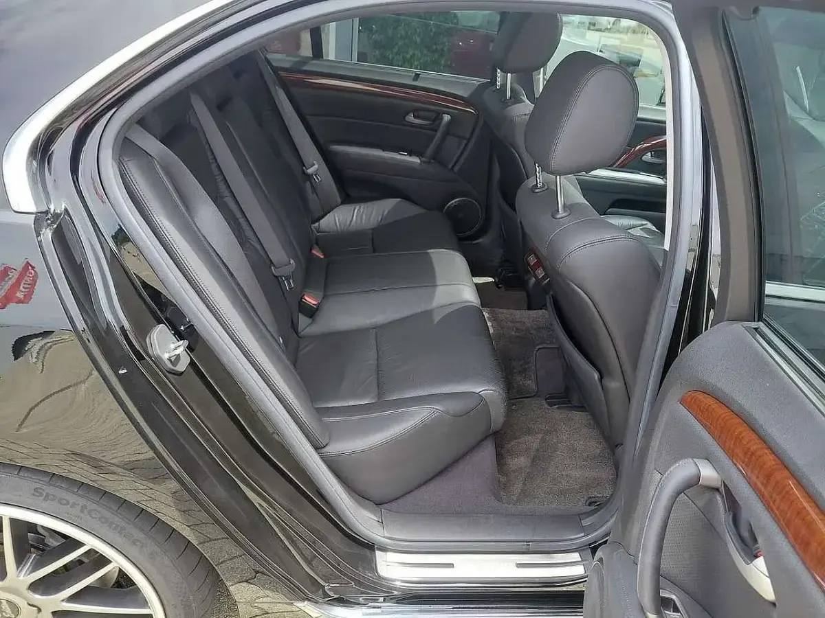 Gebraucht Honda Legend 295 PS (216 kW) 2011 Crystal black p. Limousine