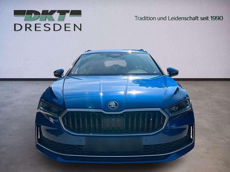 Gebraucht Skoda Superb Selection 150 PS (110 kW) 2025 Blau Kombi