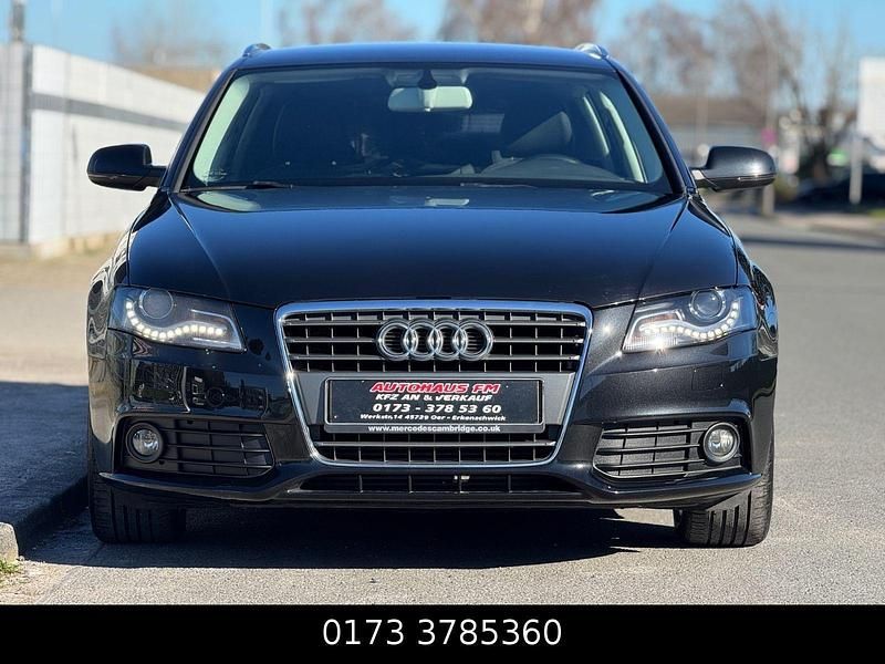 Używany Audi A4 Ambition 143 KM (105 kW) 2011 Czarny Kombi