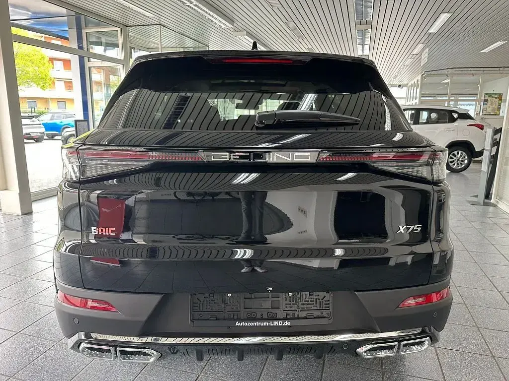 Neu Baic X75 177 PS (130 kW) 2026 Schwarz SUV