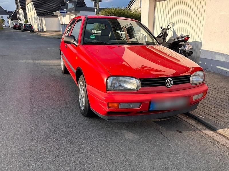 Rot Gebraucht 1997 VW Golf III Kleinwagen | 1.350 € (Guter Preis) - Bild 1/4