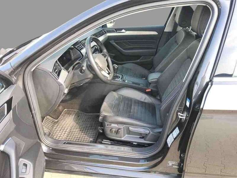 Gebraucht VW Passat Pro 150 PS (110 kW) 2022 Grau Kombi
