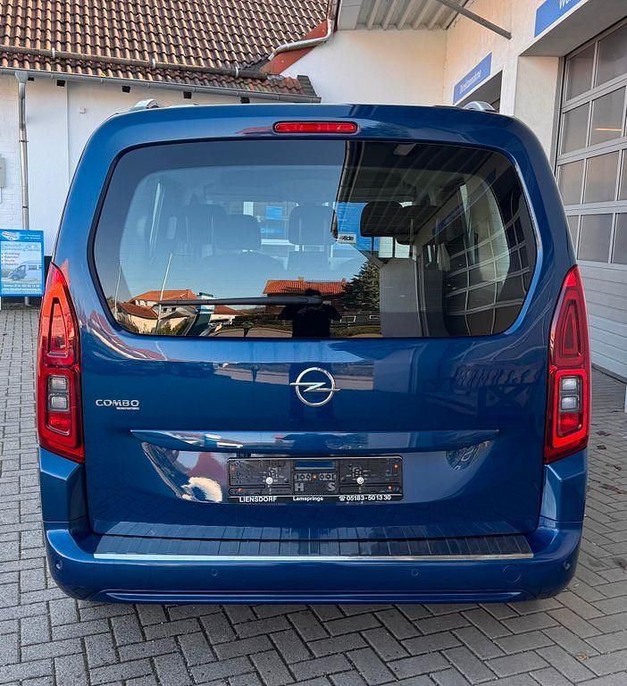 Gebraucht Opel Combo Life Edition 110 PS (80 kW) 2019 Blau Van / Kleinbus