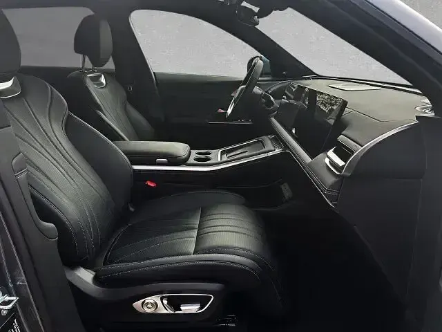 Gebraucht XPENG G9 AWD Performance 405 kW (551 PS) 2025 Grau SUV