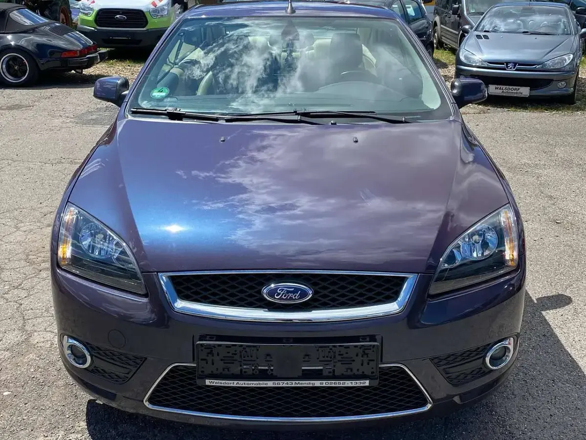 Gebraucht Ford Focus Cabriolet Trend 101 PS (74 kW) 2008 Violett Cabrio