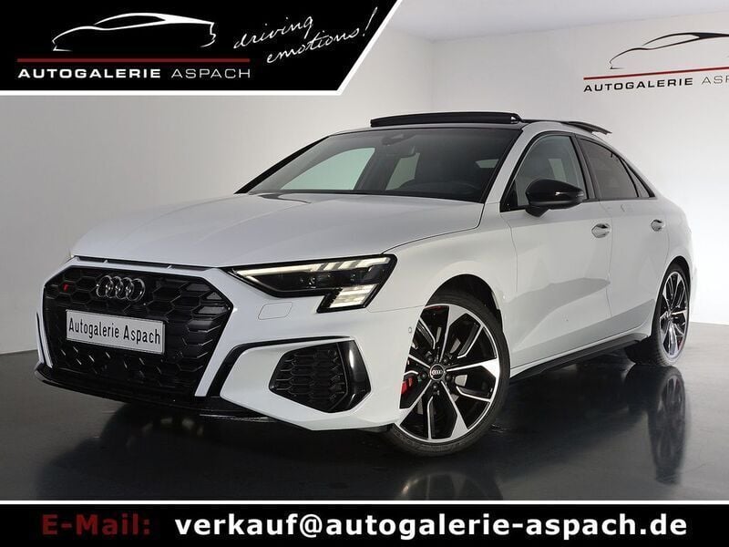 Gletscherweiß metallic Gebraucht 2022 Audi S3 Sport Limousine | 52.890 € - Bild 1/4