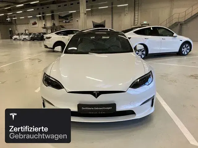 Gebraucht Tesla Model S Long Range AWD 492 kW (669 PS) 2024 Pearl white multicoat Kleinwagen