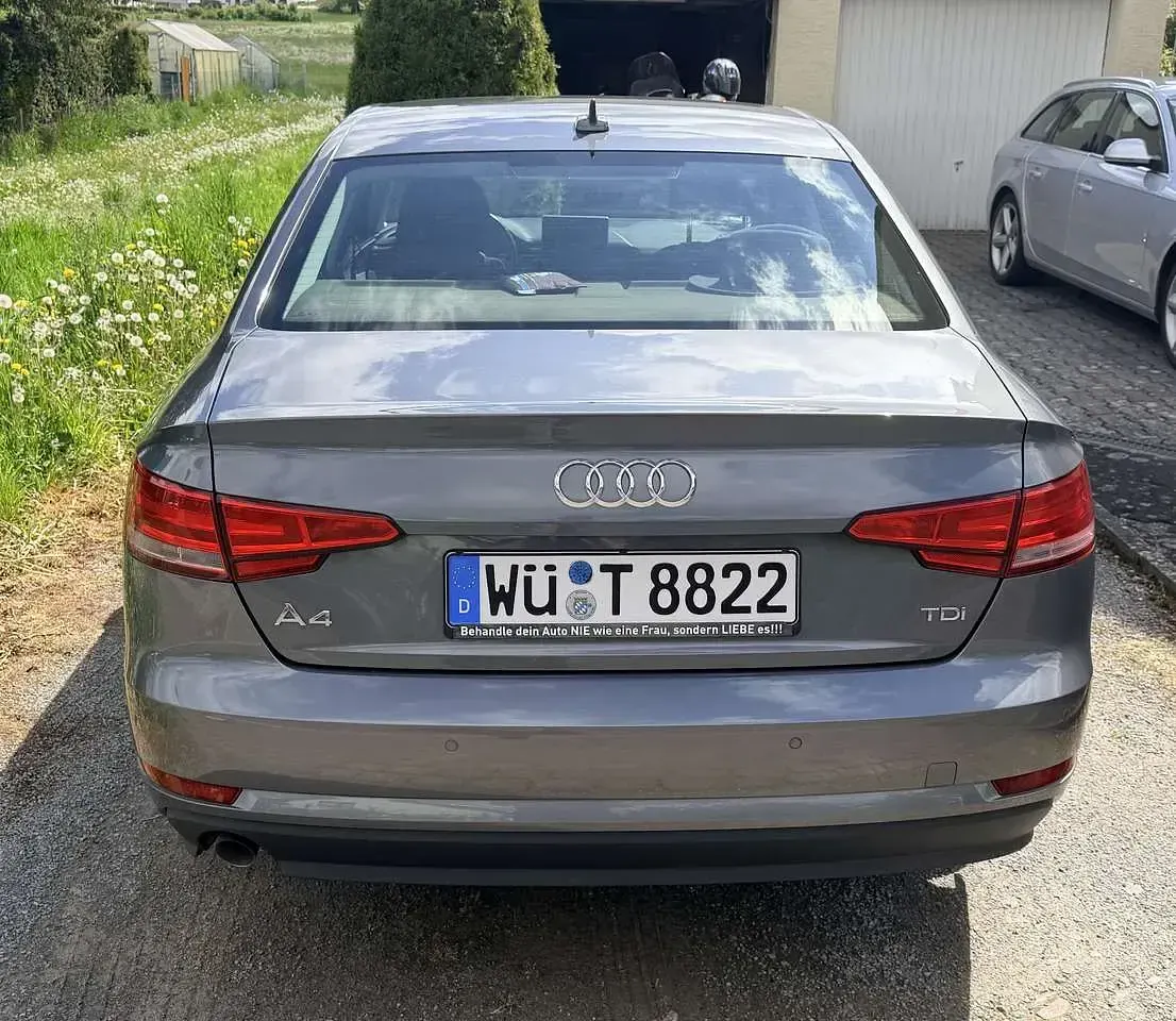Gebraucht Audi A4 150 PS (110 kW) 2016 Grau Limousine