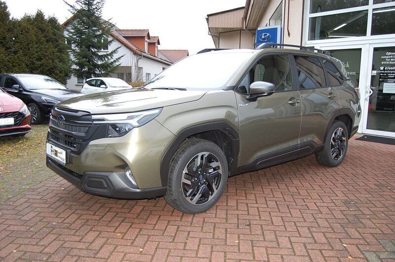 Gebraucht Subaru Forester Exclusive+ 136 PS (100 kW) 2024 Grün SUV