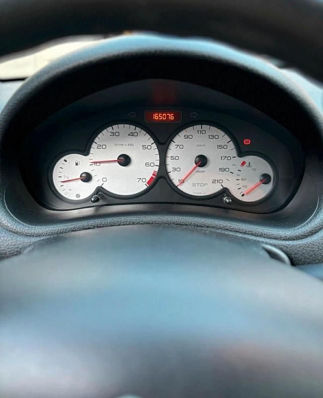 Gebraucht Peugeot 206 75 PS (55 kW) 2004 Kleinwagen