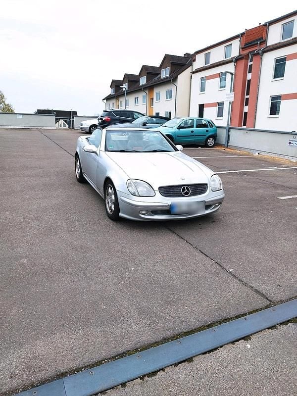 Gebraucht Mercedes SLK200 163 PS (119 kW) 2000 Silber Cabrio