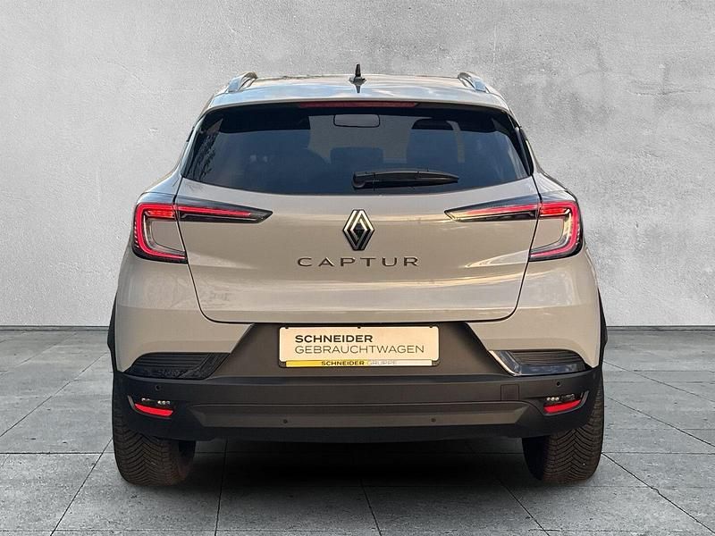 Używany Renault Captur Techno 160 KM (117 kW) 2024 Szary SUV