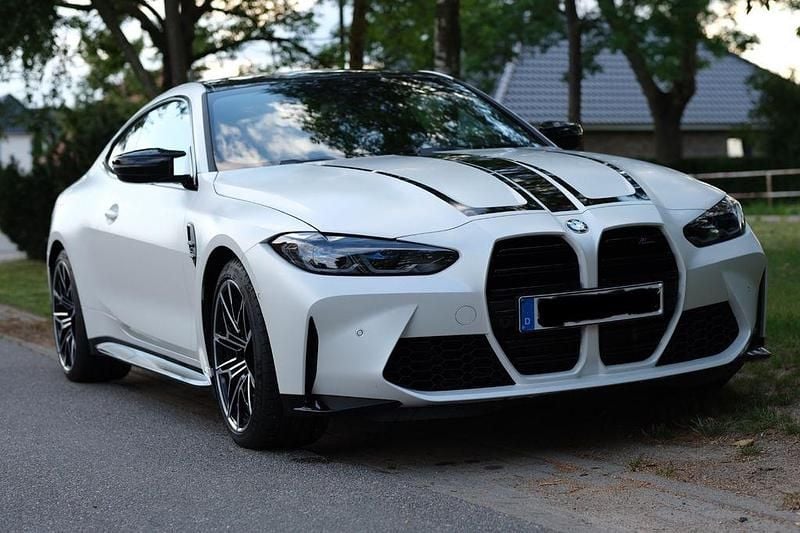 Weiß Gebraucht 2024 BMW M4 Competition Edition Coupé | 74.500 € - Bild 1/4