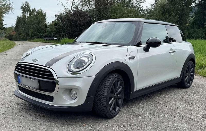 Silber Gebraucht 2019 Mini Cooper Kleinwagen | 17.100 € (Fairer Preis) - Bild 1/4