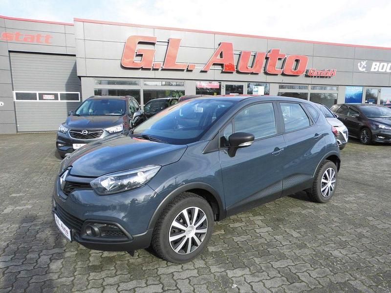 Blau Gebraucht 2017 Renault Captur Life SUV | 9.900 € (Etwas zu teuer) - Bild 1/4