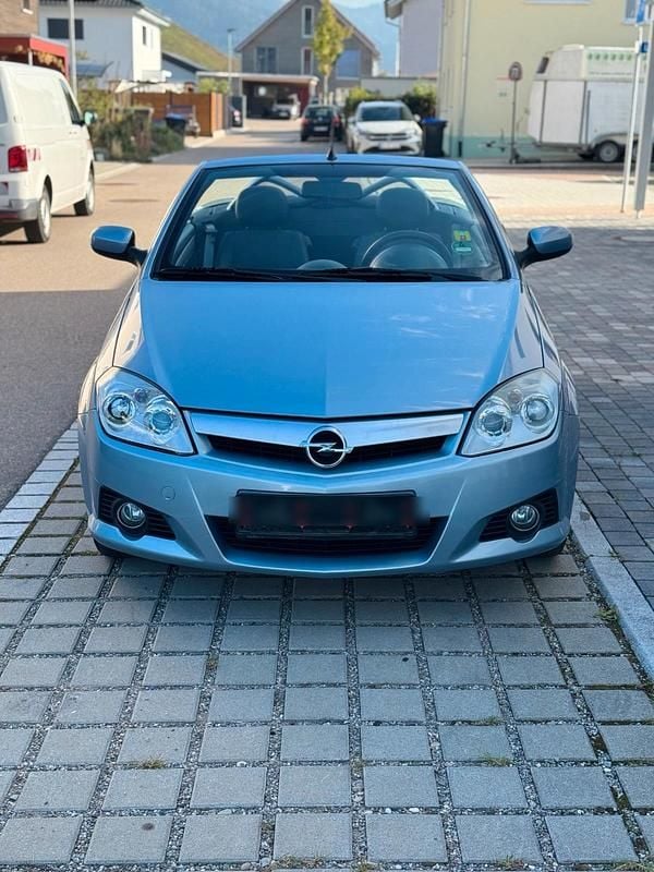 Blau Gebraucht 2007 Opel Tigra Cabrio | 1.666 € (Fairer Preis) - Bild 1/4