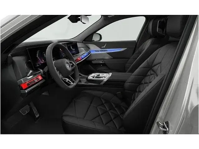 Gebraucht BMW 740 M Sport 299 PS (219 kW) 2025 Weiß Limousine