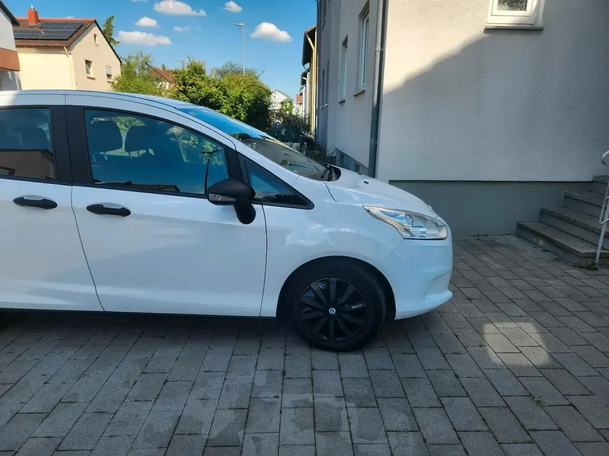 Gebraucht Ford B-MAX 90 PS (66 kW) 2014 Weiß Van / Kleinbus