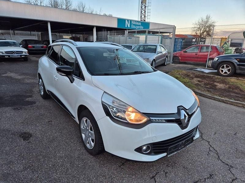 Weiß Gebraucht 2014 Renault Clio IV Luxe Limousine | 4.999 € (Fairer Preis) - Bild 1/4