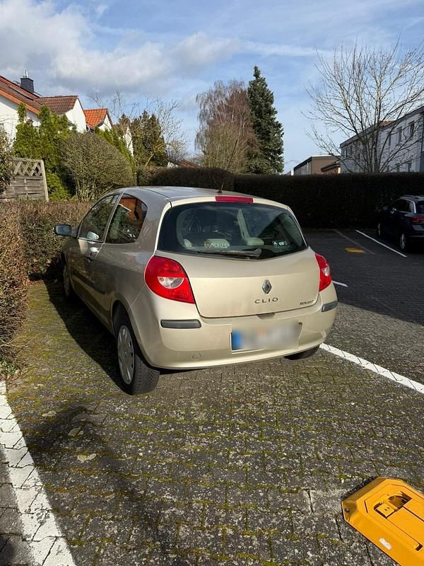 Gebraucht Renault Clio III 75 PS (55 kW) 2006 Kleinwagen