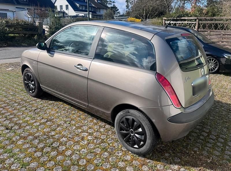 Gebraucht Lancia Ypsilon 68 PS (50 kW) 2006 Braun Kleinwagen