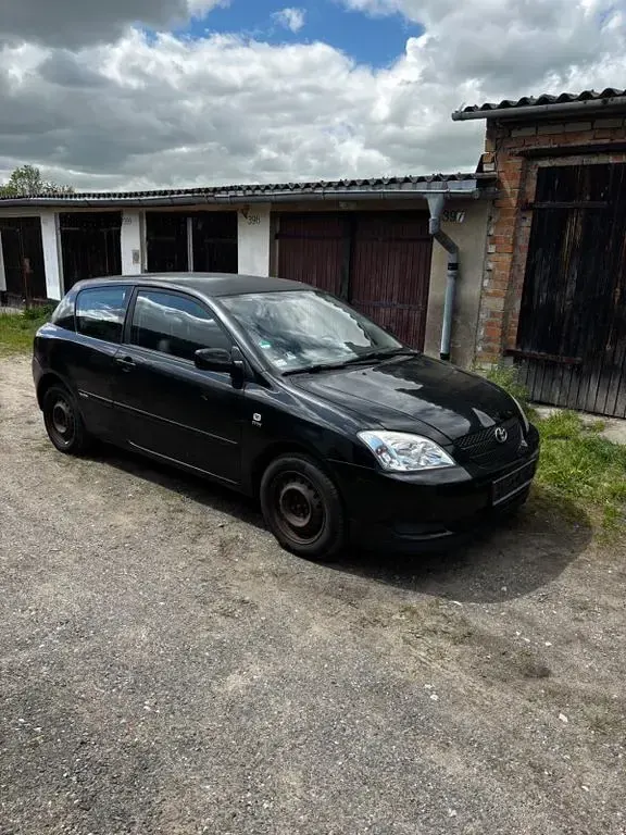 Gebraucht Toyota Corolla 97 PS (71 kW) 2004 Schwarz Limousine
