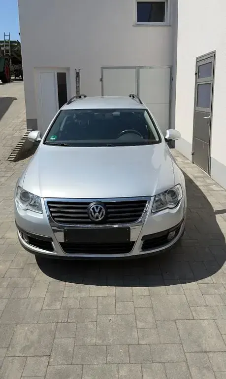 Gebraucht VW Passat Trendline 140 PS (102 kW) 2008 Grau Kombi