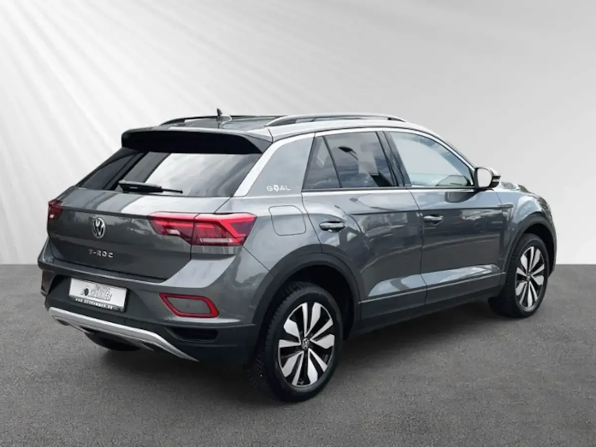Gebraucht VW T-Roc Goal 150 PS (110 kW) 2025 Grau SUV