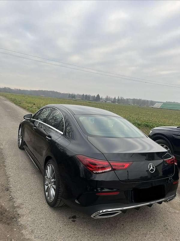 Gebraucht Mercedes CLA200 AMG line 163 PS (119 kW) 2023 Schwarz Coupé