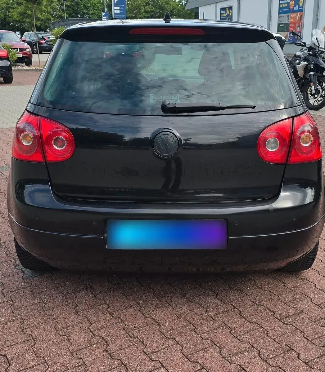 Gebraucht VW Golf V United 140 PS (102 kW) 2008 Schwarz Limousine