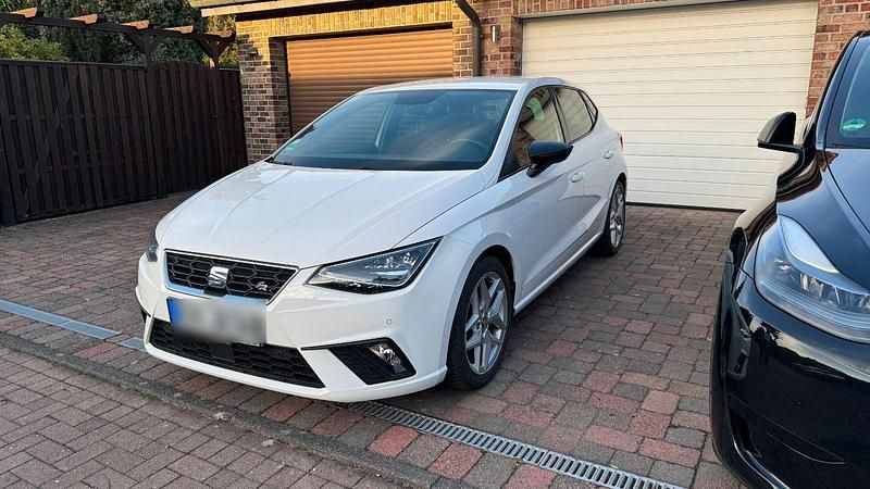 Weiß Gebraucht 2020 Seat Ibiza FR Kleinwagen | 14.999 € (Fairer Preis) - Bild 1/4