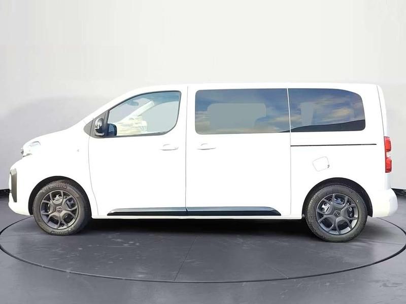 Neu Opel Zafira Edition 179 PS (131 kW) 2026 Kaolin weiss Van / Kleinbus