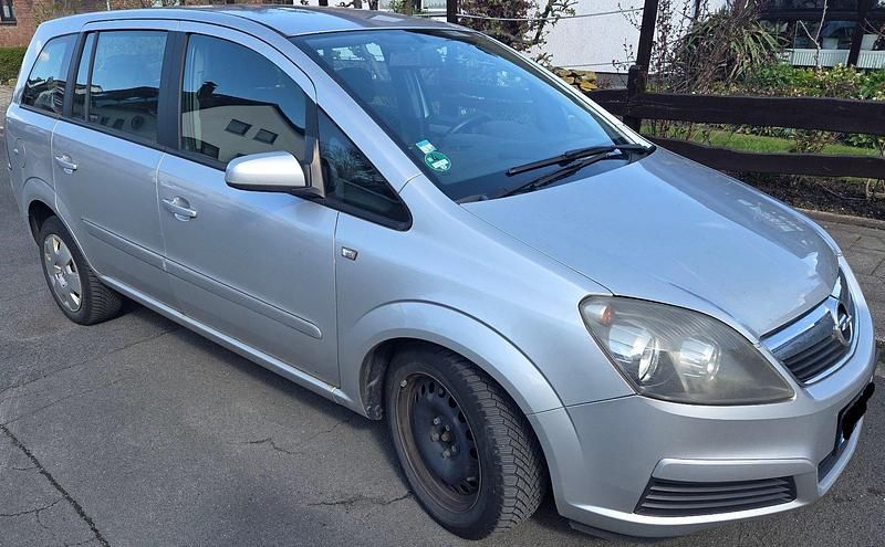 Gebraucht Opel Zafira 94 PS (69 kW) 2006 Grau Van / Kleinbus