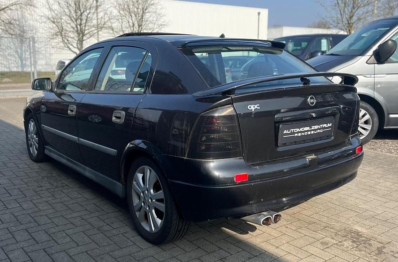 Gebraucht Opel Astra OPC 125 PS (91 kW) 2000 Schwarz Limousine