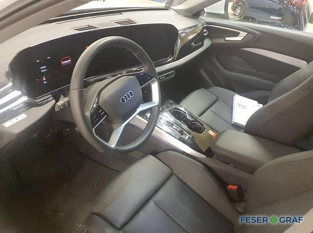 Gebraucht Audi A5 Ambiente 204 PS (150 kW) 2025 Gletscherweiß metallic Kombi