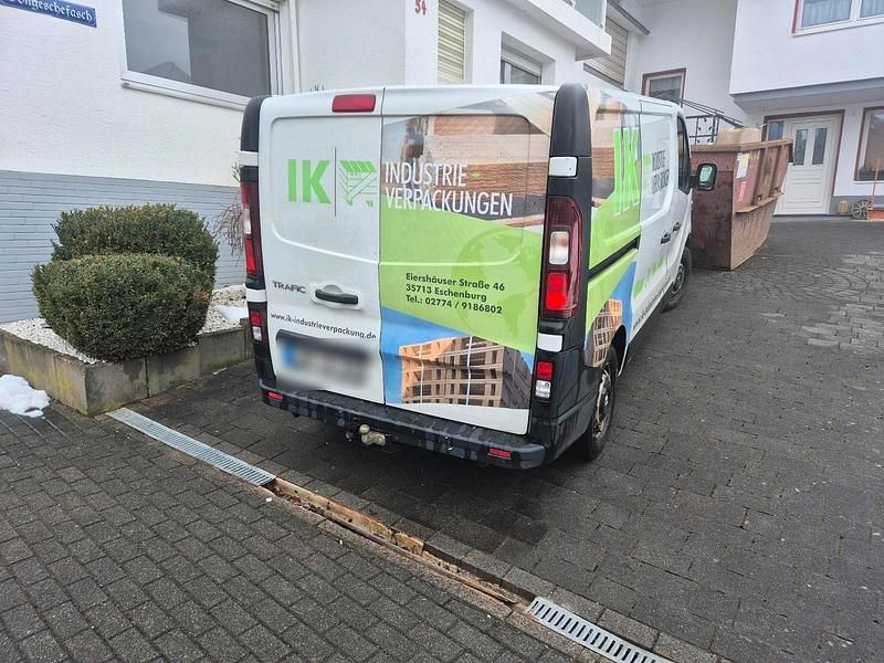 Gebraucht Renault Trafic 120 PS (88 kW) 2019 Weiß Van / Kleinbus