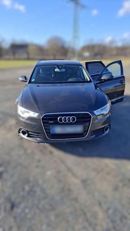 Gebraucht Audi A6 Ambiente 204 PS (150 kW) 2014 Grau Kombi