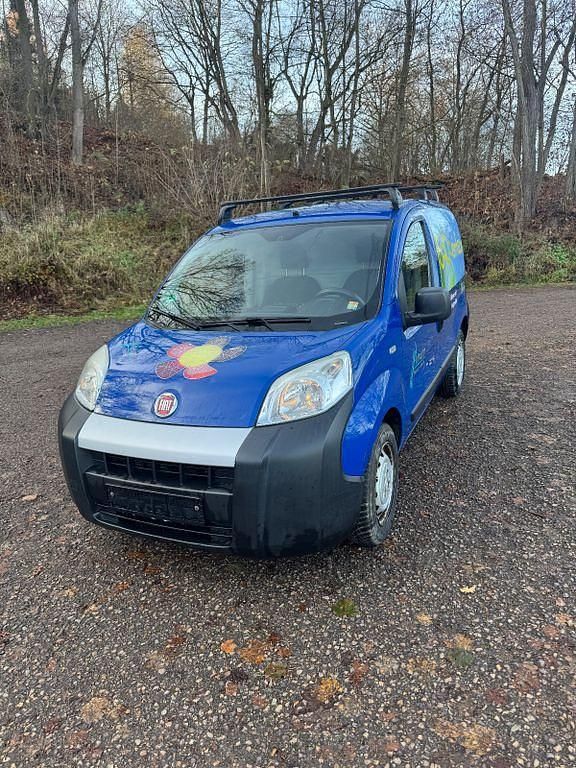 Blau Gebraucht 2014 Fiat Fiorino Basis Van | 2.899 € (Superpreis) - Bild 1/4