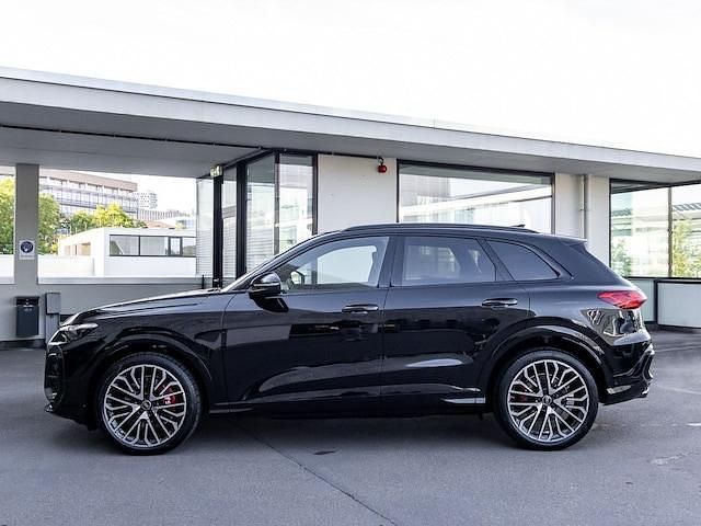 Gebraucht Audi SQ5 Ambiente 367 PS (269 kW) 2025 Mythosschwarz metallic SUV